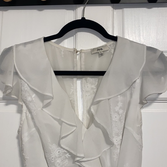 White Lace Romper - Picture 3 of 4